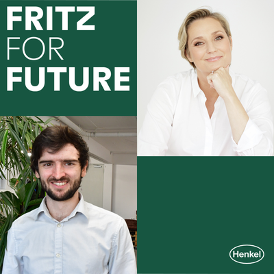 Janine Steeger mit Stefan Eckart, Geschäftsführer von Smart City System Parking Solutions GmbH