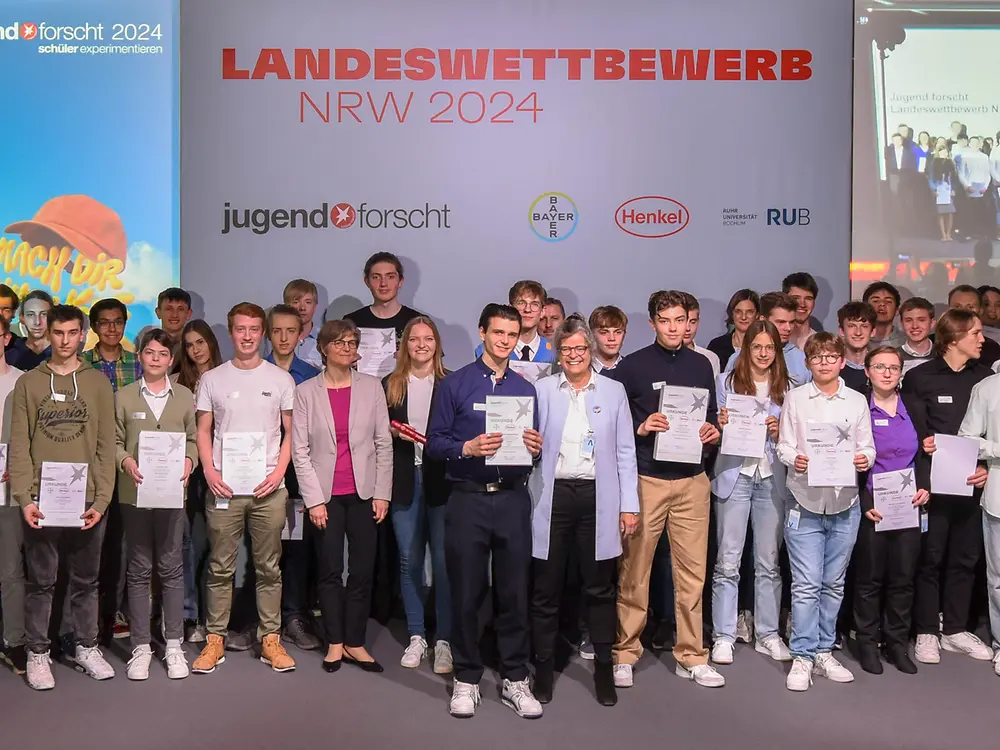 
Teilnehmer:innen bei der feierlichen Preisverleihung