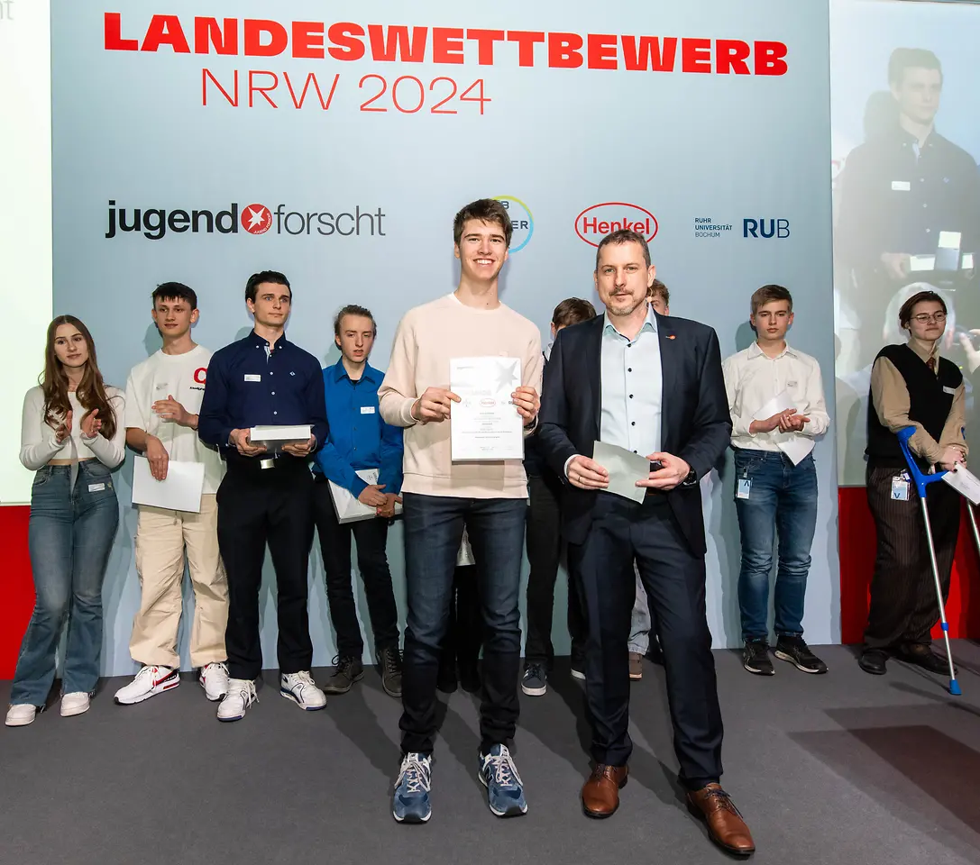 2122-henkel-cc-jugend-forscht-21-03-2024-preisverleihung