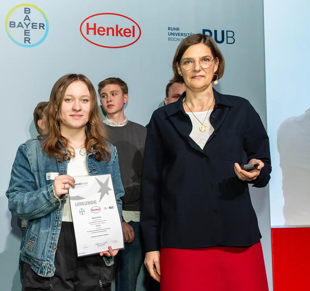 2263-henkel-cc-jugend-forscht-21-03-2024-preisverleihung