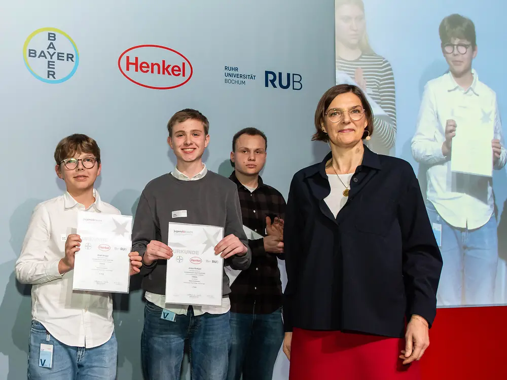 2291-henkel-cc-jugend-forscht-21-03-2024-preisverleihung