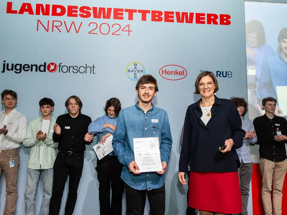 2331-henkel-cc-jugend-forscht-21-03-2024-preisverleihung