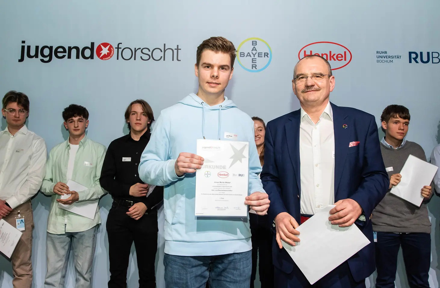 2398-henkel-cc-jugend-forscht-21-03-2024-preisverleihung