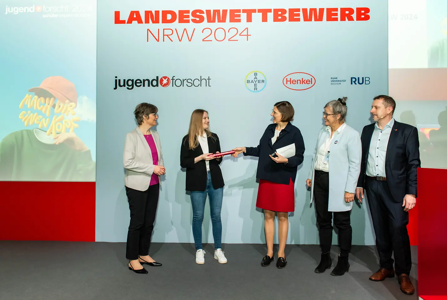 2638-henkel-cc-jugend-forscht-21-03-2024-preisverleihung