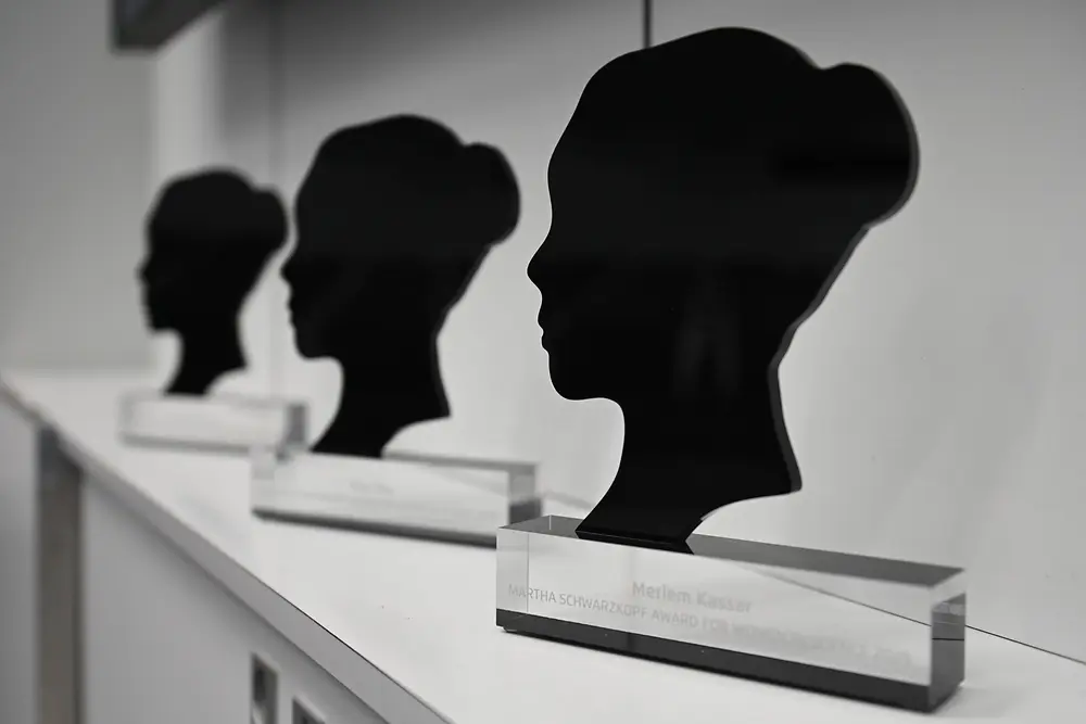 
Zum vierten Mal verleiht Henkel den Martha Schwarzkopf Award.